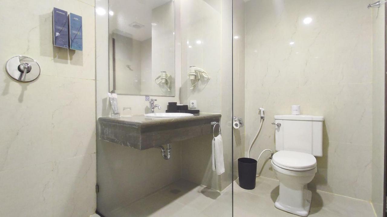 Harper Perintis By Aston Hotel Makassar Kültér fotó