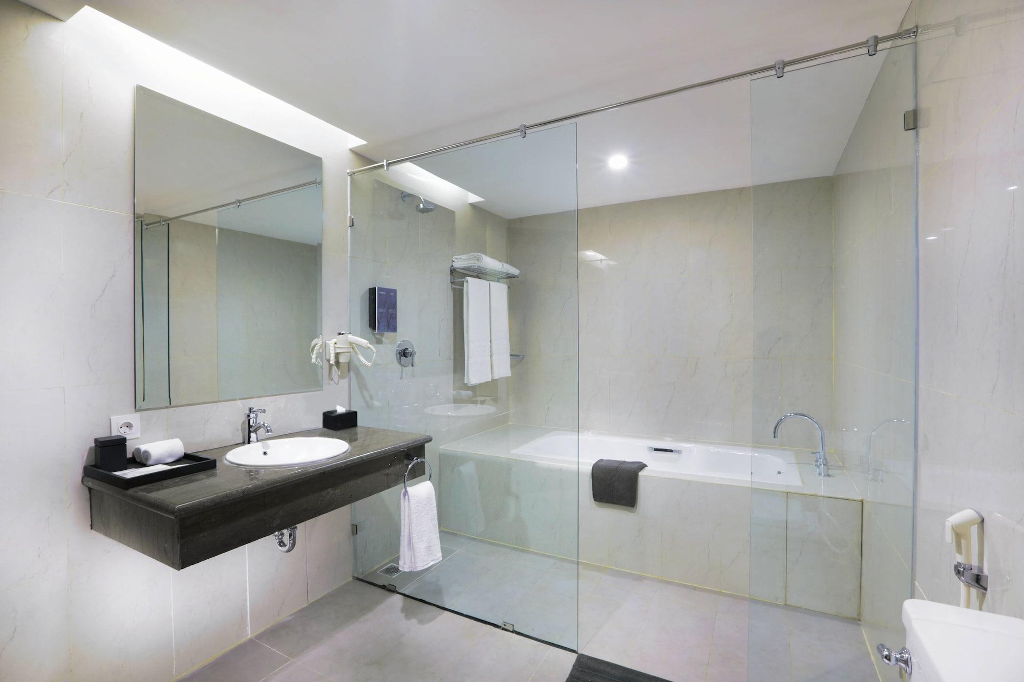 Harper Perintis By Aston Hotel Makassar Kültér fotó