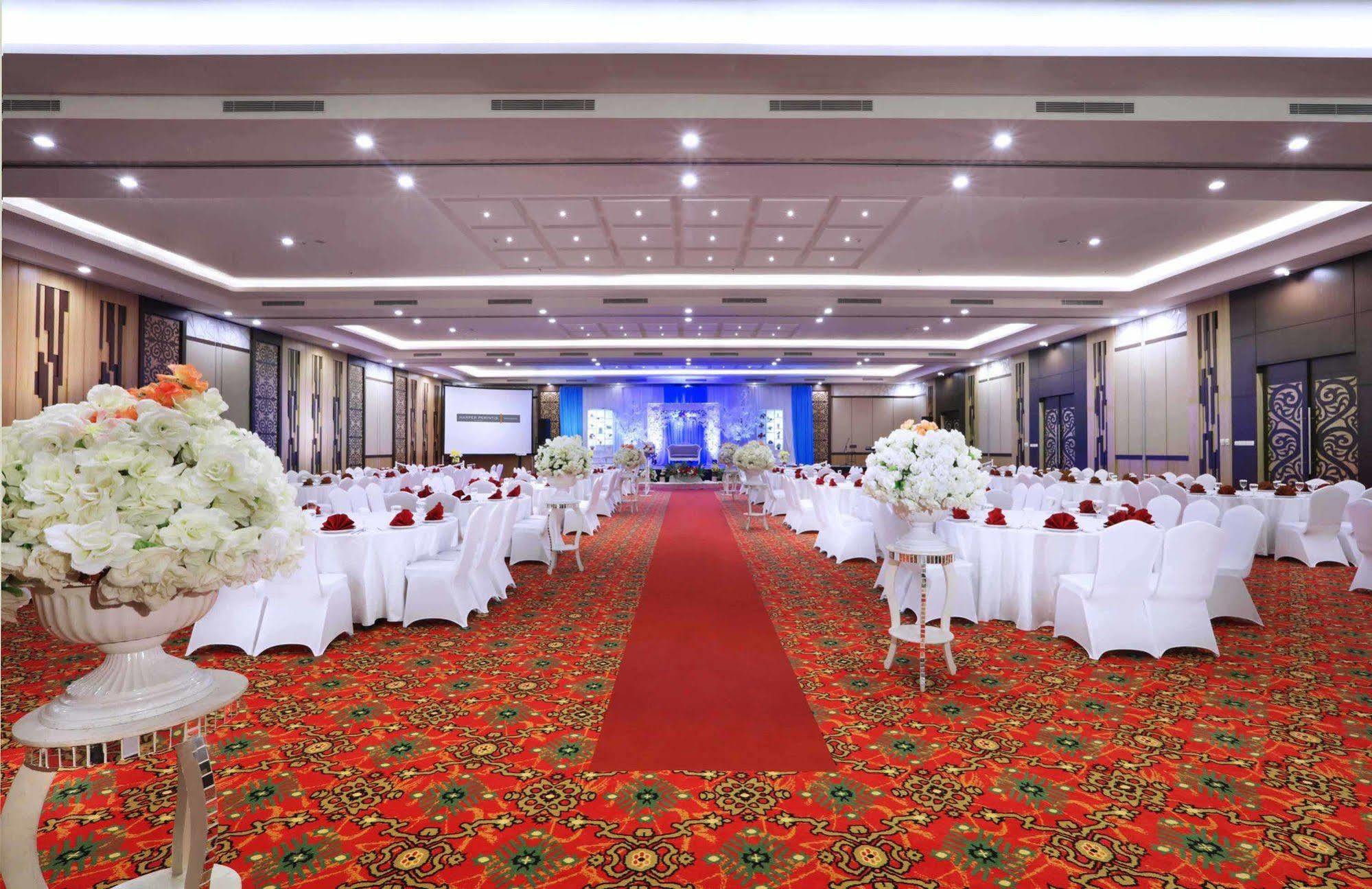 Harper Perintis By Aston Hotel Makassar Kültér fotó