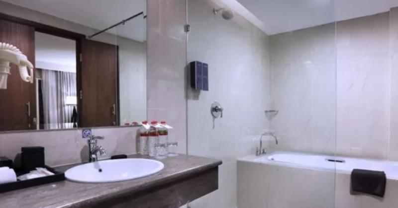 Harper Perintis By Aston Hotel Makassar Kültér fotó